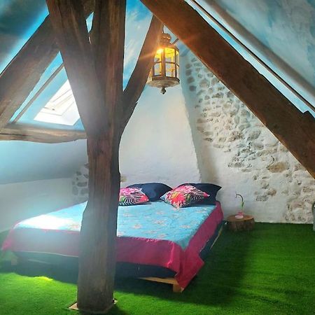 Petite Maison De Village Ygrande Екстериор снимка